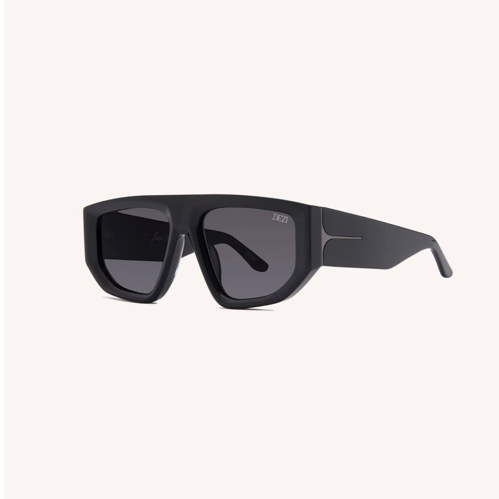 DEZI Backtrack Sunglasses
